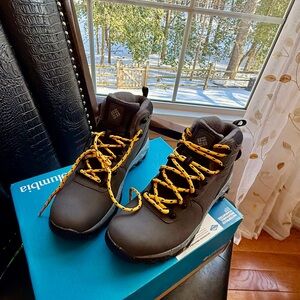 Columbia Black Hiking Boots with Yellow Accents